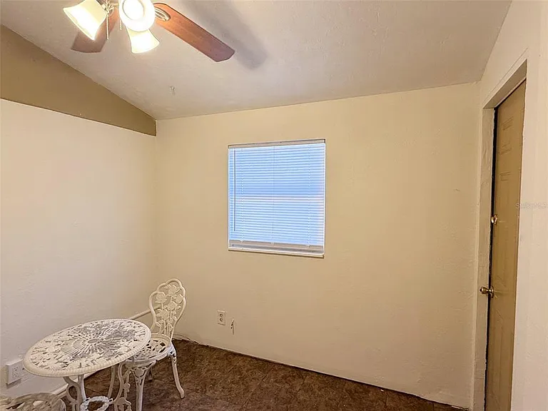5541 Lown St N #SOUTH — Photo 20