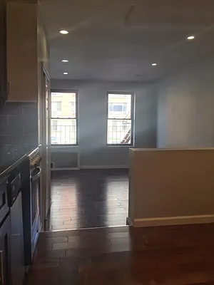 Rented by Reliance Realty Partners LLC  | media 15