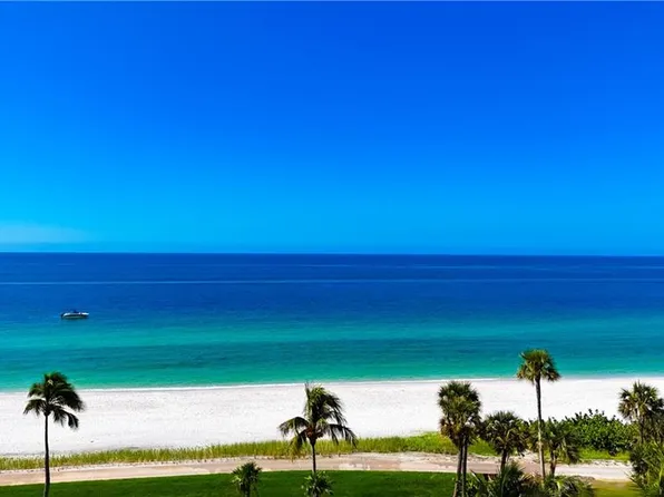 4651 Gulf Shore BLVD N #405, NAPLES, FL 34103