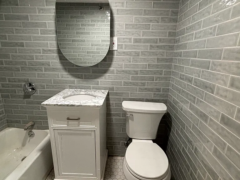 219 Washington St #12 — Photo 10