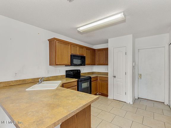 4th image of 4757 Playschool Dr