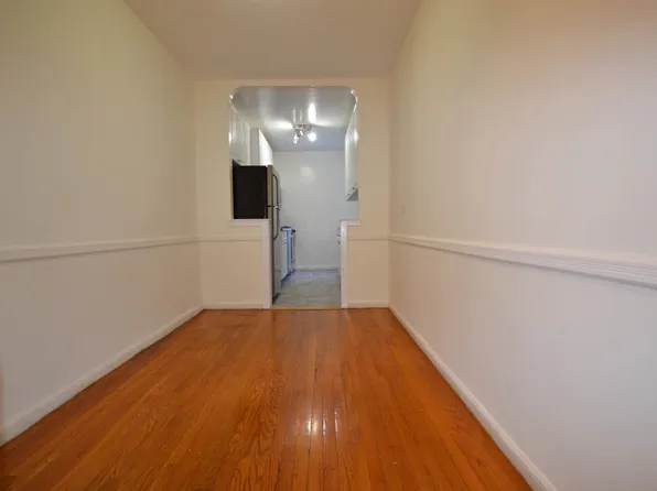 68-09 Booth Street image 5 of 13