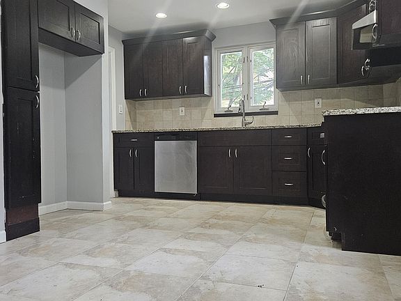 2nd image of 243 Deems Ave Floor 1