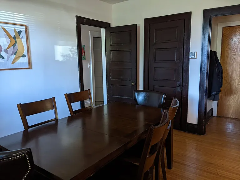 2871 Irving — Photo 15