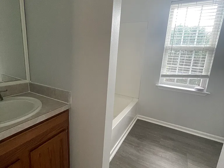 27 E Morningside Dr — Photo 13