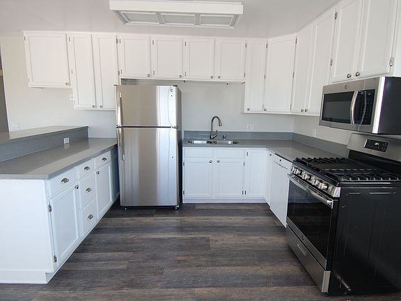 2nd image of 142 W Marquita Unit B