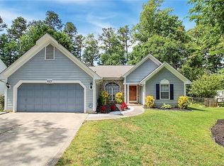 8323 Belstead Brook Ct, Charlotte, NC 28216