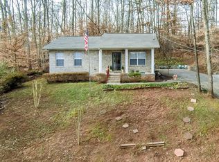 1221 Navy Dr, Knoxville, TN 37920