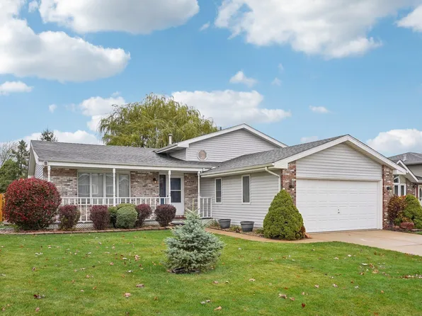 6888 W 86th Pl, Crown Pt, IN 46307