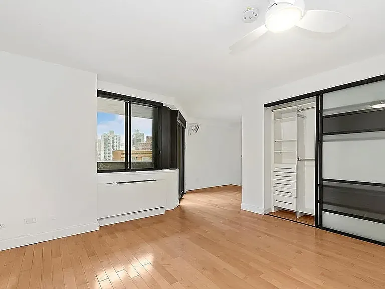 233 E 86th St #15A — Photo 5