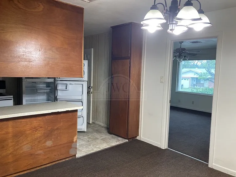 310 Prather Dr — Photo 6