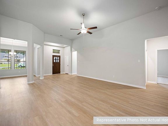 3rd image of 601 Barton Place Dr