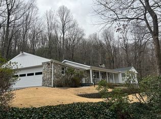 (Undisclosed Address), Hendersonville, NC 28791