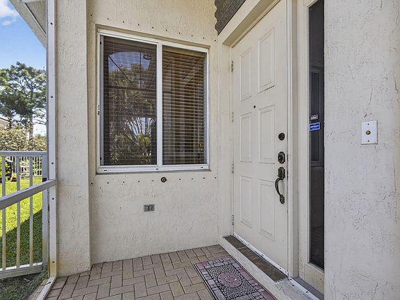 5th image of 9198 Clipper Court