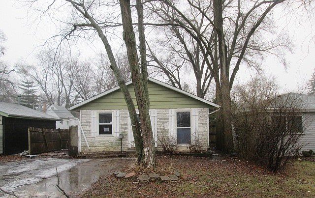 1st image of 313 Brierhill Dr