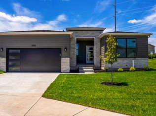 2500 W Pigeon Dr, Ozark, MO 65721