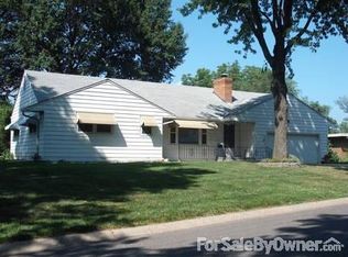 910 NE 46th Ter, Kansas City, MO 64116
