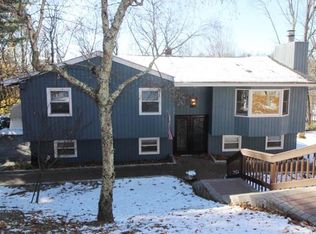 19 Prince Ln, Mahopac, NY 10541