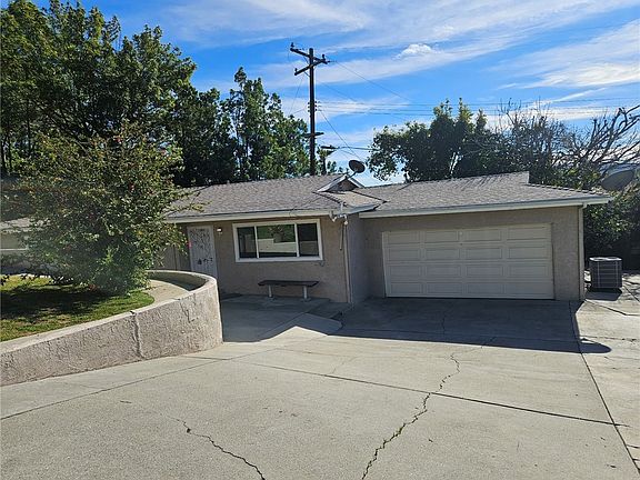 3rd image of 16060 Las Vecinas Dr