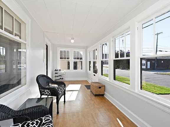 5th image of 1817 N 16th St