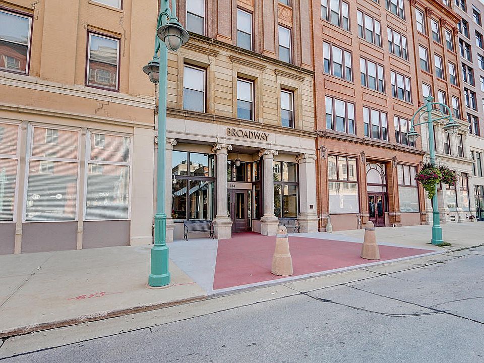 1st image of 234 North Broadway