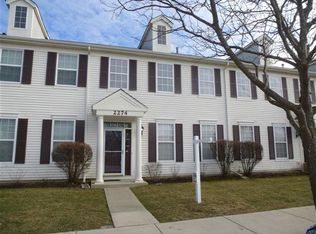 2274 Georgetown Cir, Aurora, IL 60503