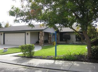 742 Jordanolo Dr, Ripon, CA 95366