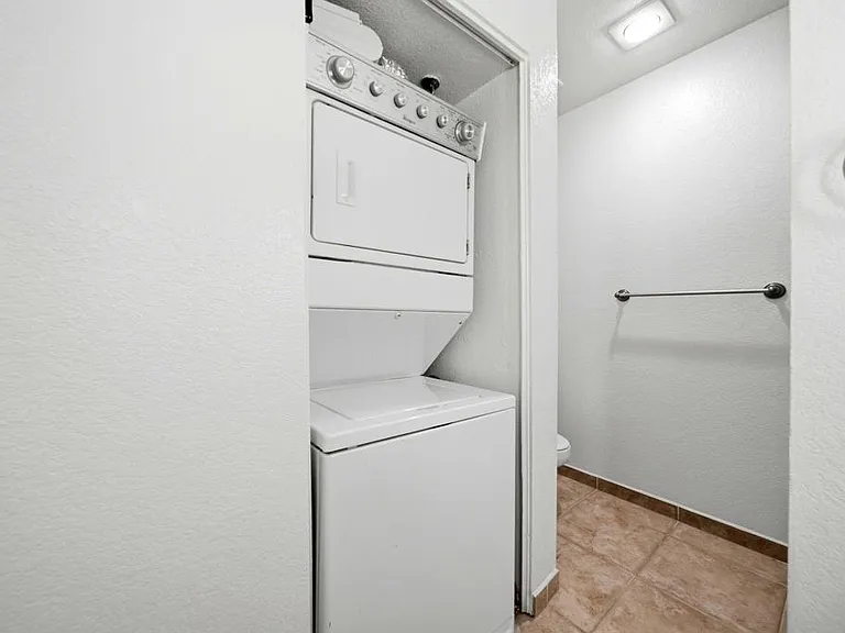 850 State St #414 — Photo 18