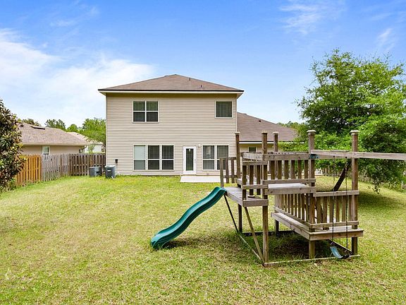 3rd image of 1576 Timber Trace Dr