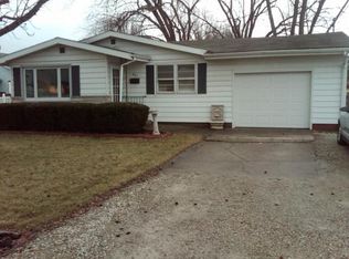 607 Norwood Ave, Effingham, IL 62401