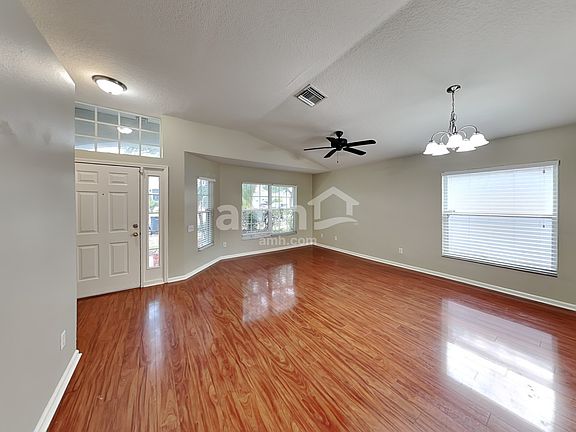 5th image of 10440 Soaring Eagle Dr