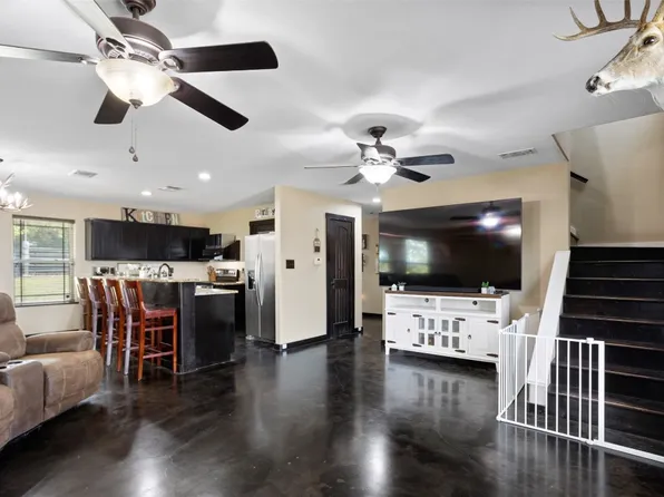 800 County Road 123, Stephenville, TX 76401
