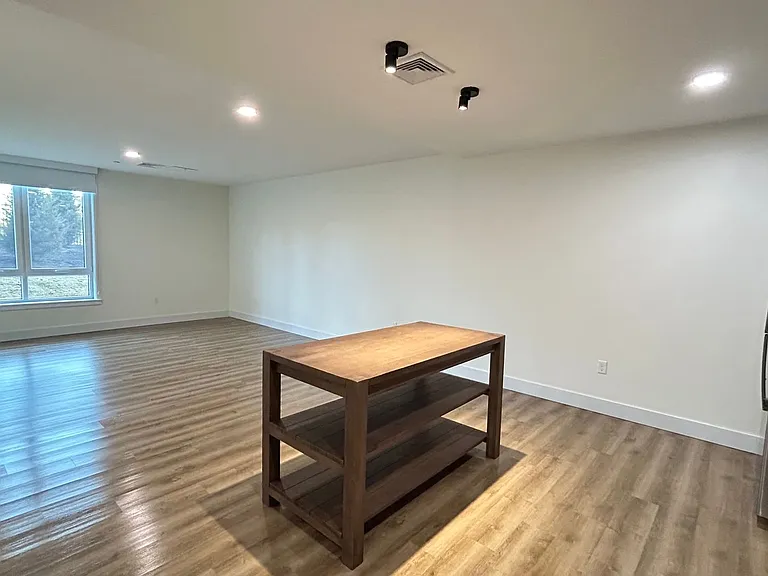 One Park Apartments — Photo 55