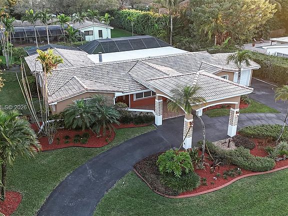 2nd image of 7900 SW 143rd St