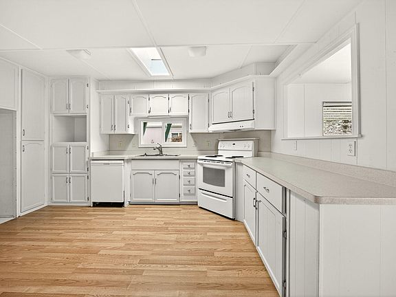 2nd image of 2252 Table Rock Rd Space 151