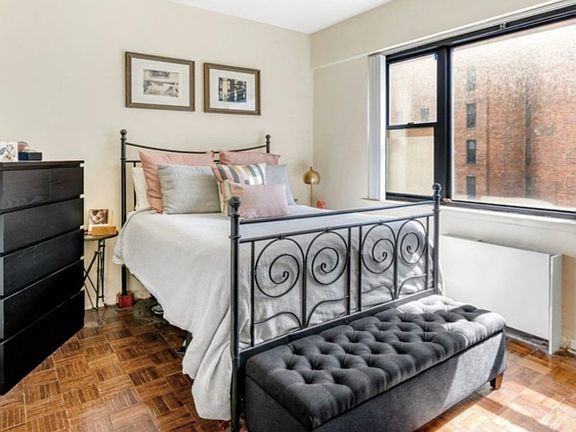 2nd image of 7 Park Ave APT 104