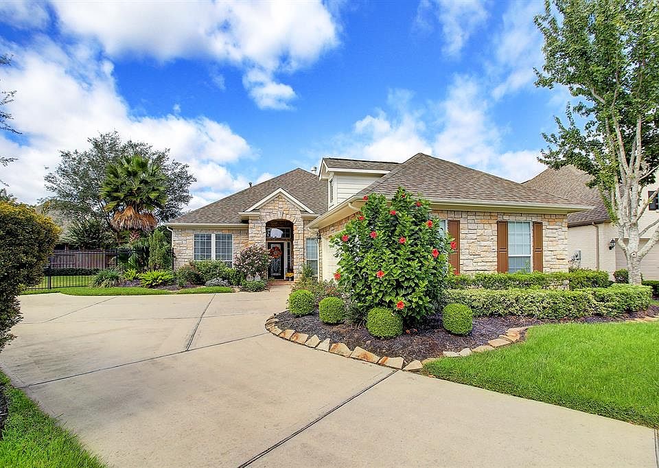1st image of 25206 Southbend Park Ct