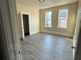 936 W Pierce St, Milwaukee, WI 53204