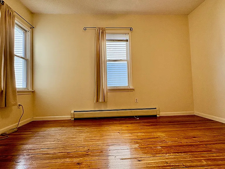 41 Pearl St #1 — Photo 10