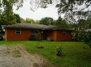 9605 Catlett Ln, La Porte, TX 77571