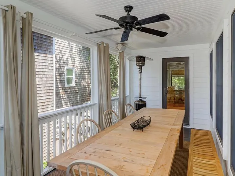 806 Carolina Blvd — Photo 25