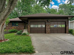 1030 N 41st St, Lincoln, NE 68503