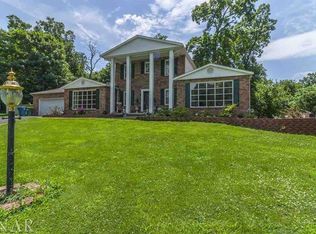 7 E Ridge Dr, Lexington, IL 61753