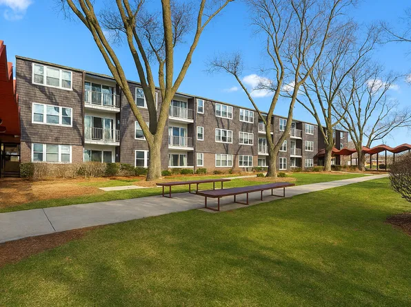 8712 Skokie Blvd #3L, Skokie, IL 60077