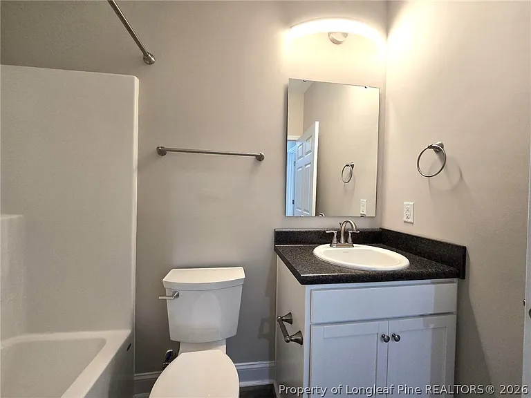 2123 Burnett Ave — Photo 33