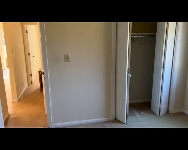 212 Hudson Dr NE #A — Photo 4