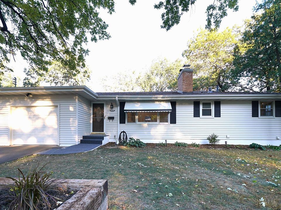1st image of 5836 Orchard Ave N