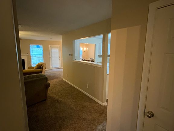 4th image of 7809 Newbury Dr