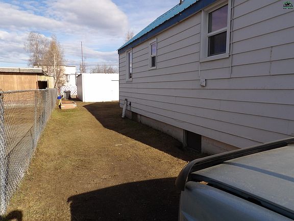 3rd image of 1515 Mary Ann St