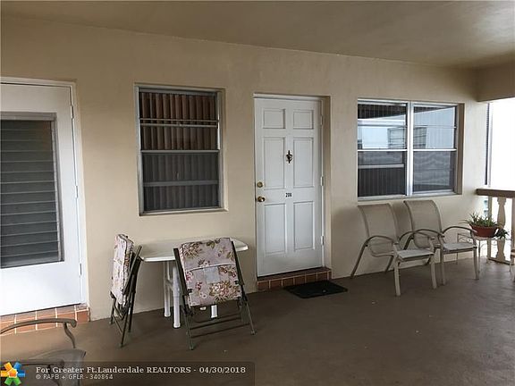4th image of 701 Atlantic Shores Blvd APT 206E